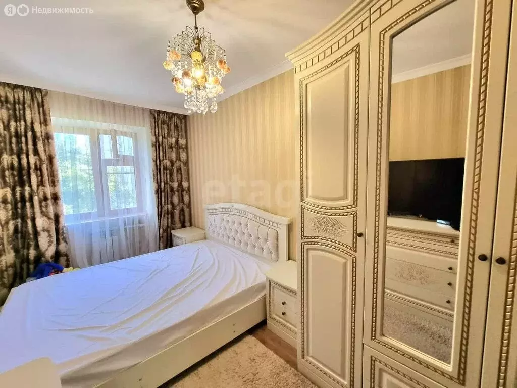 3-комнатная квартира: Майкоп, 2-я Кирпичная улица, 9 (55 м) - Фото 1