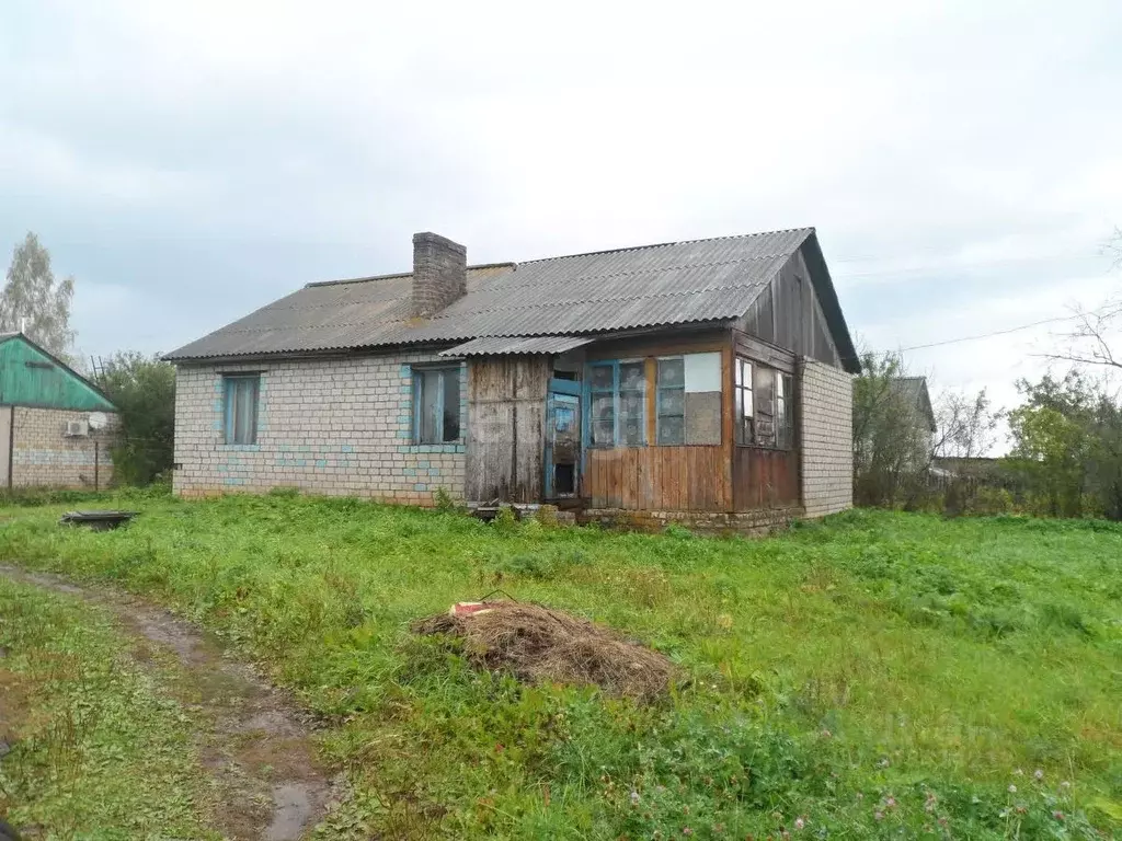 Дом в Псковская область, Островский район, Островская волость, д. ... - Фото 1