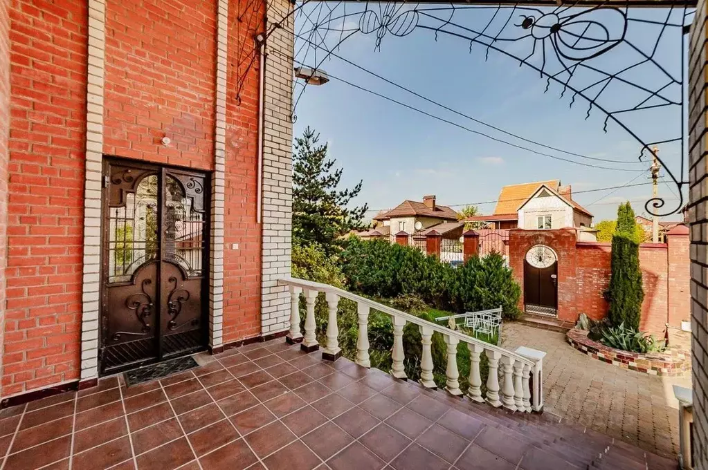 Дом в Краснодарский край, Краснодар Елизаветинская ст-ца, ул. ... - Фото 1