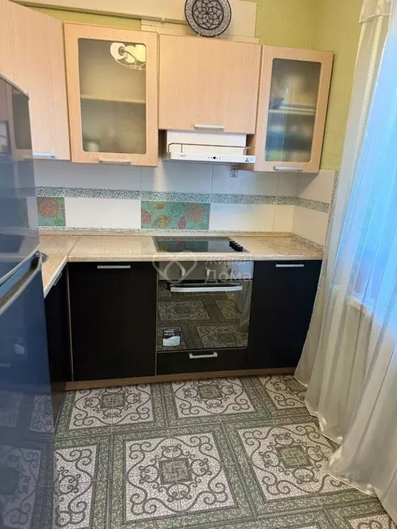 2-к кв. Волгоградская область, Волгоград ул. 8-й Воздушной Армии, 44 ... - Фото 2