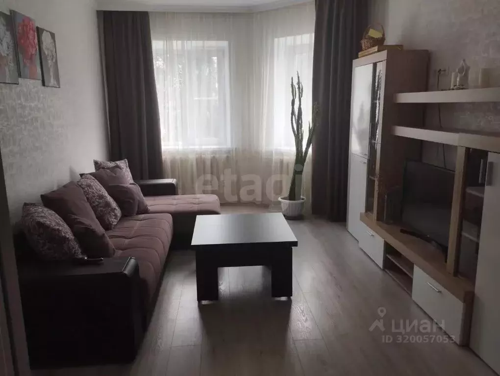 2-к кв. Ханты-Мансийский АО, Нижневартовск Омская ул., 23 (54.0 м) - Фото 1