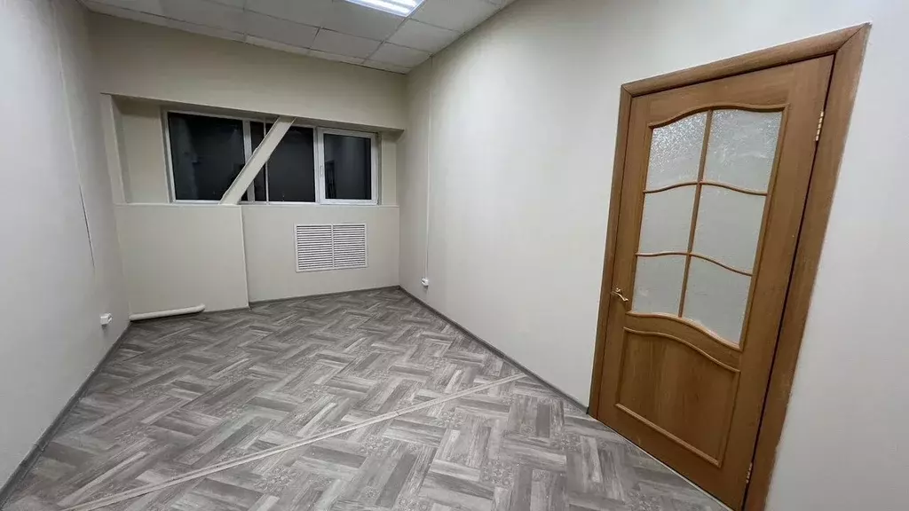 Помещение свободного назначения в Свердловская область, Первоуральск ... - Фото 1