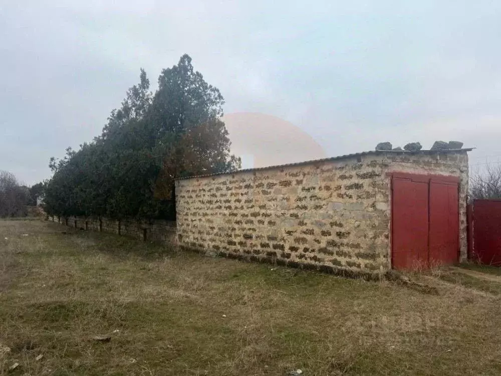 Участок в Крым, Сакский район, с. Охотниково ул. Зеленая (12.0 сот.) - Фото 1