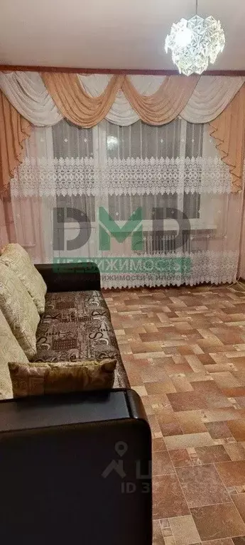 2-к кв. Оренбургская область, Новотроицк Уральская ул., 42 (49.7 м) - Фото 1