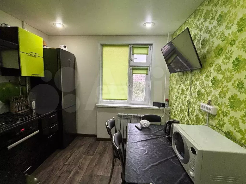 2-к. квартира, 54 м, 4/9 эт. - Фото 0