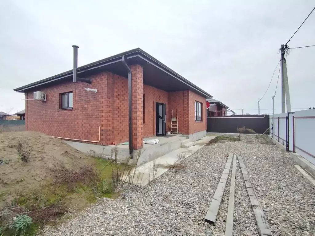 Дом в Краснодарский край, Белореченский район, Южненское с/пос, пос. ... - Фото 2