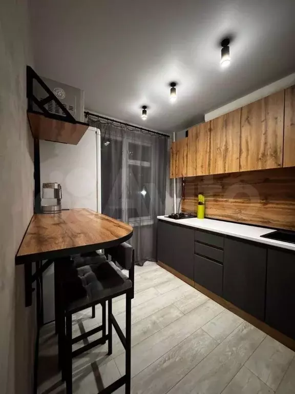 1-к. квартира, 33 м, 1/5 эт. - Фото 1
