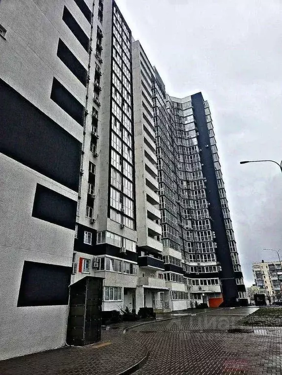 2-к кв. Краснодарский край, Новороссийск ул. Куникова, 55к2 (70.0 м) - Фото 0