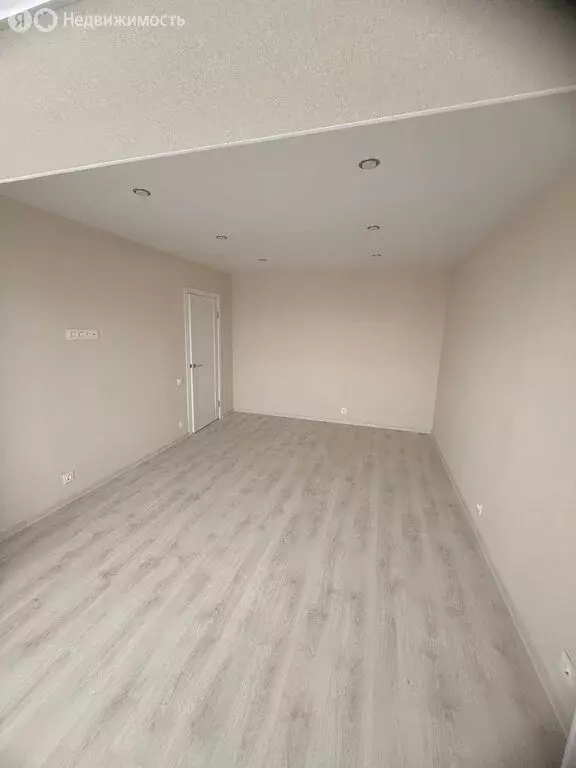 1-комнатная квартира: Брянск, улица А.К. Толстого, 3 (36.8 м) - Фото 2