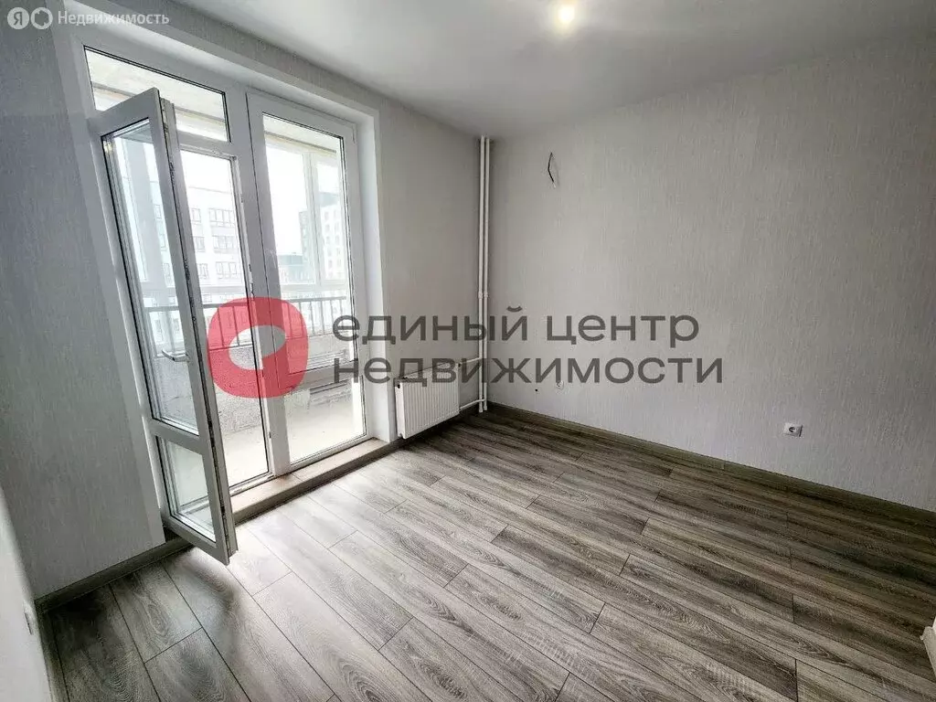 1-комнатная квартира: деревня Патрушева, улица Петра Ершова, 14 (35.7 ... - Фото 1