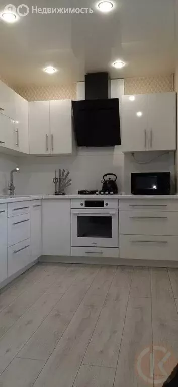 Квартира-студия: Новоозёрное, улица Героев-Десантников, 5 (35.7 м) - Фото 1