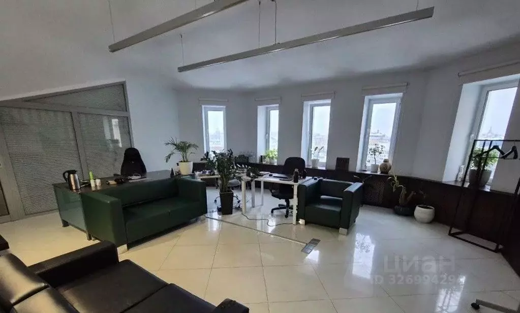 Офис в Москва Средний Овчинниковский пер., 12 (657 м) - Фото 1