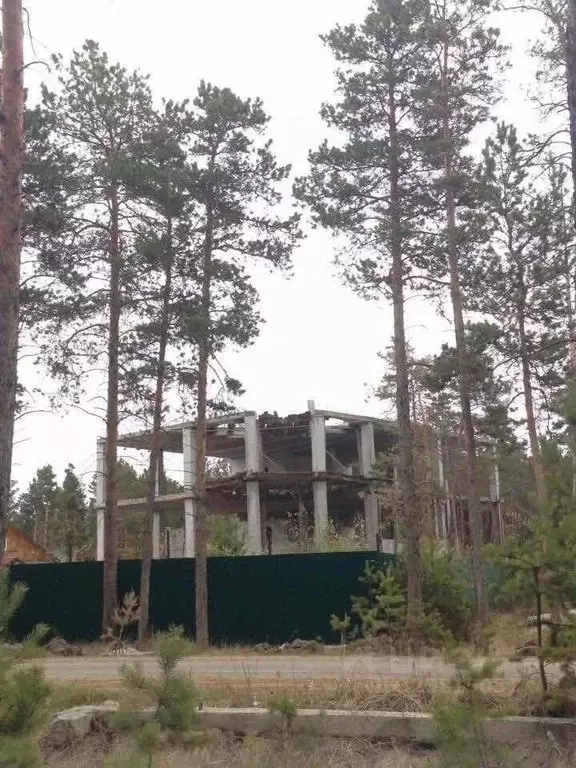 Участок в Саха (Якутия), Якутск Вилюйский тракт, 3-й км (11.0 сот.) - Фото 1