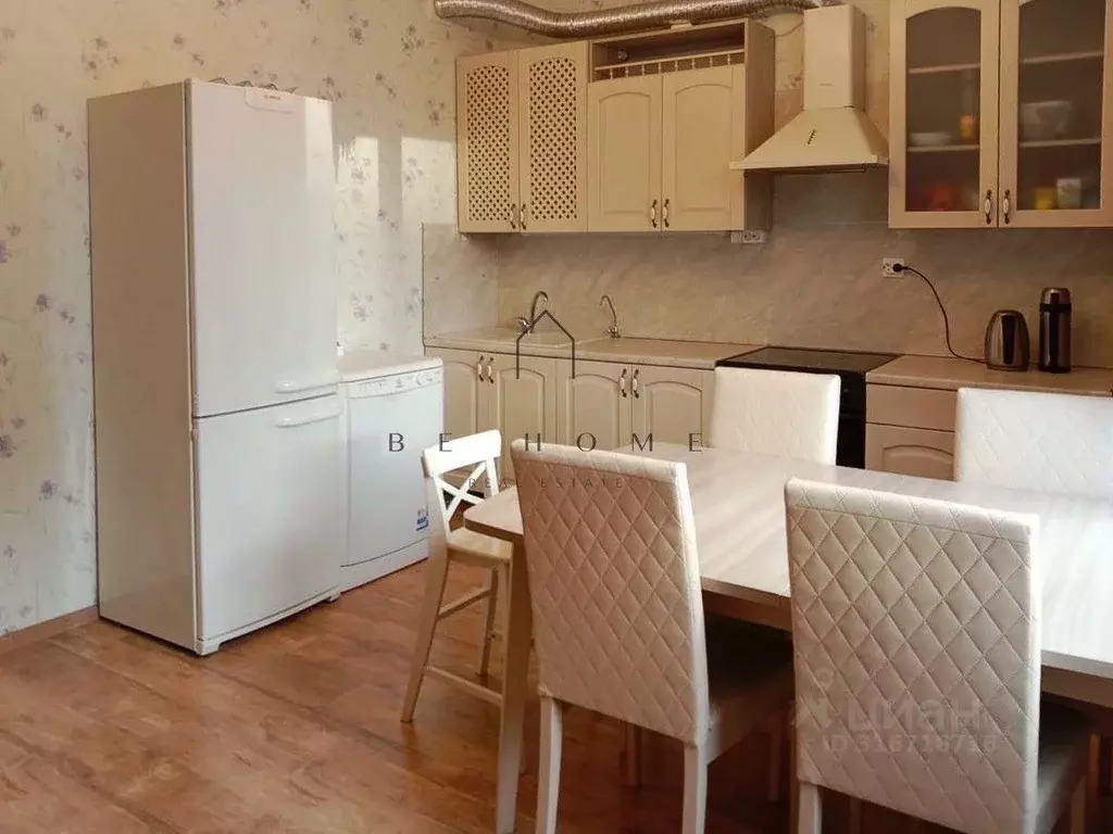 2-к кв. Санкт-Петербург ул. Адмирала Трибуца, 8 (70.0 м) - Фото 1