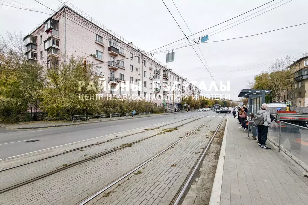 3-комнатная квартира: Челябинск, Каслинская улица, 19 (76.3 м) - Фото 0