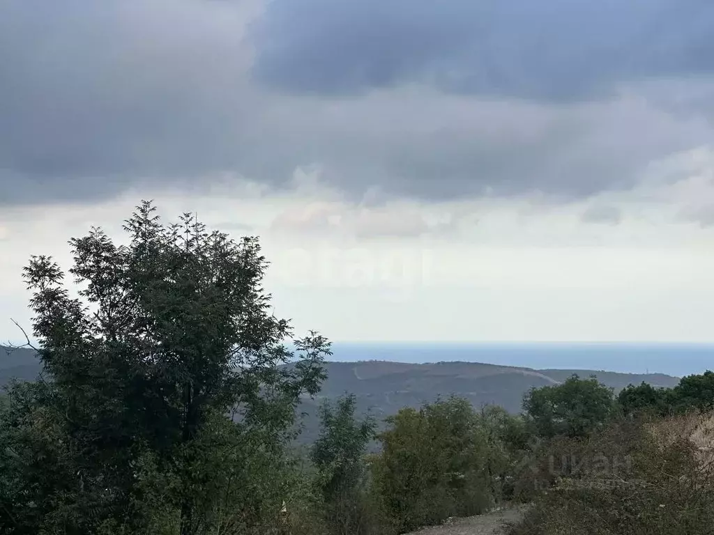 Участок в Крым, Алушта муниципальный округ, с. Изобильное пер. ... - Фото 1