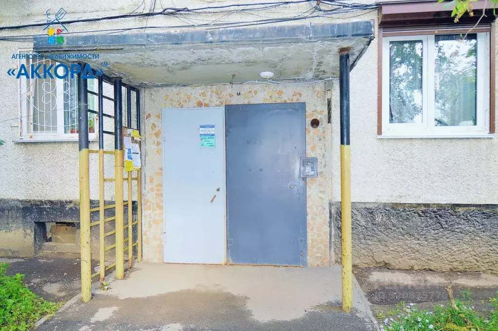 2-к кв. Алтайский край, Барнаул ВРЗ мкр, ул. Октябрят, 44 (44.2 м) - Фото 2