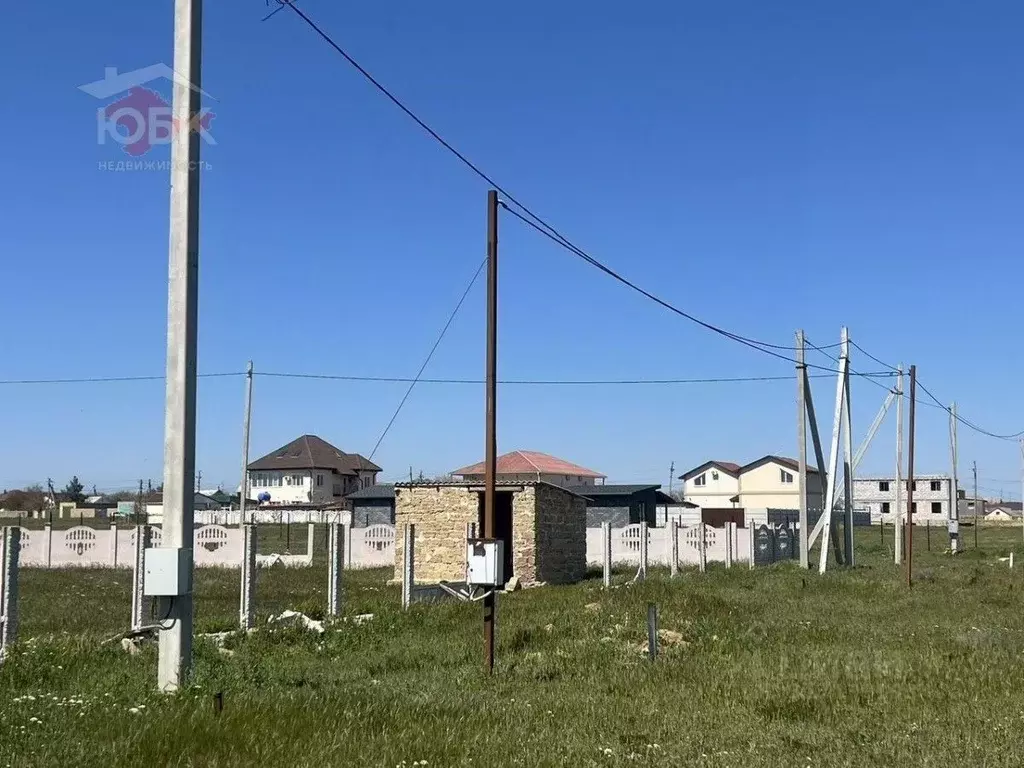Участок в Крым, Сакский район, с. Молочное  (6.0 сот.) - Фото 1