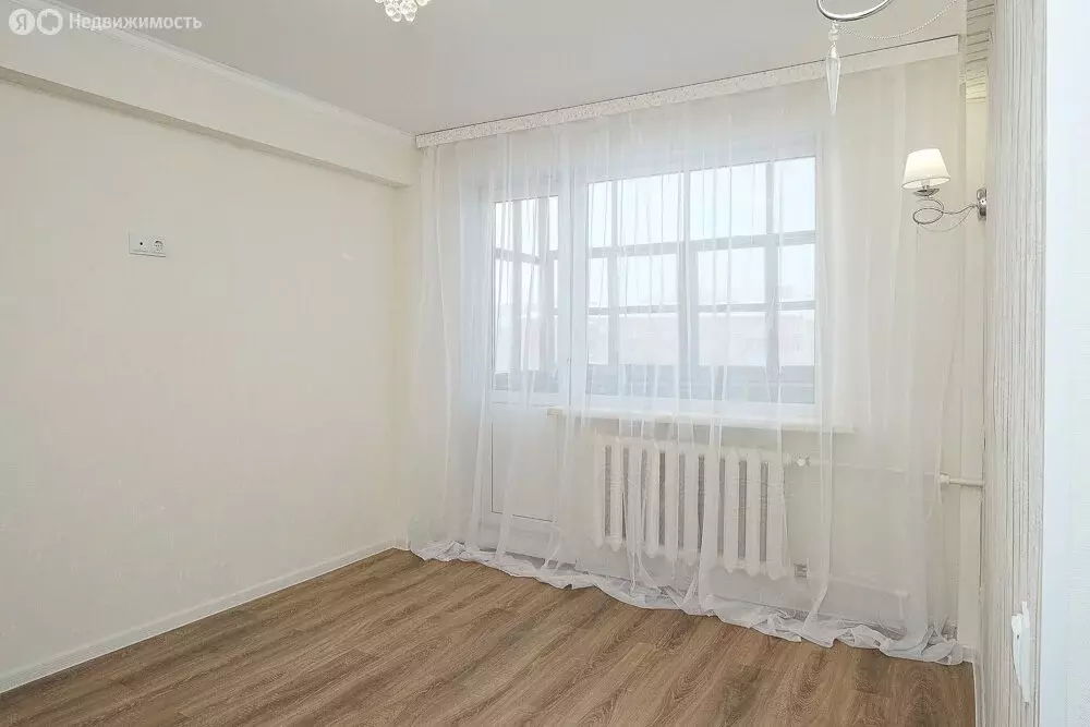 1-комнатная квартира: Омск, микрорайон Заозёрный, улица Стрельникова, ... - Фото 2