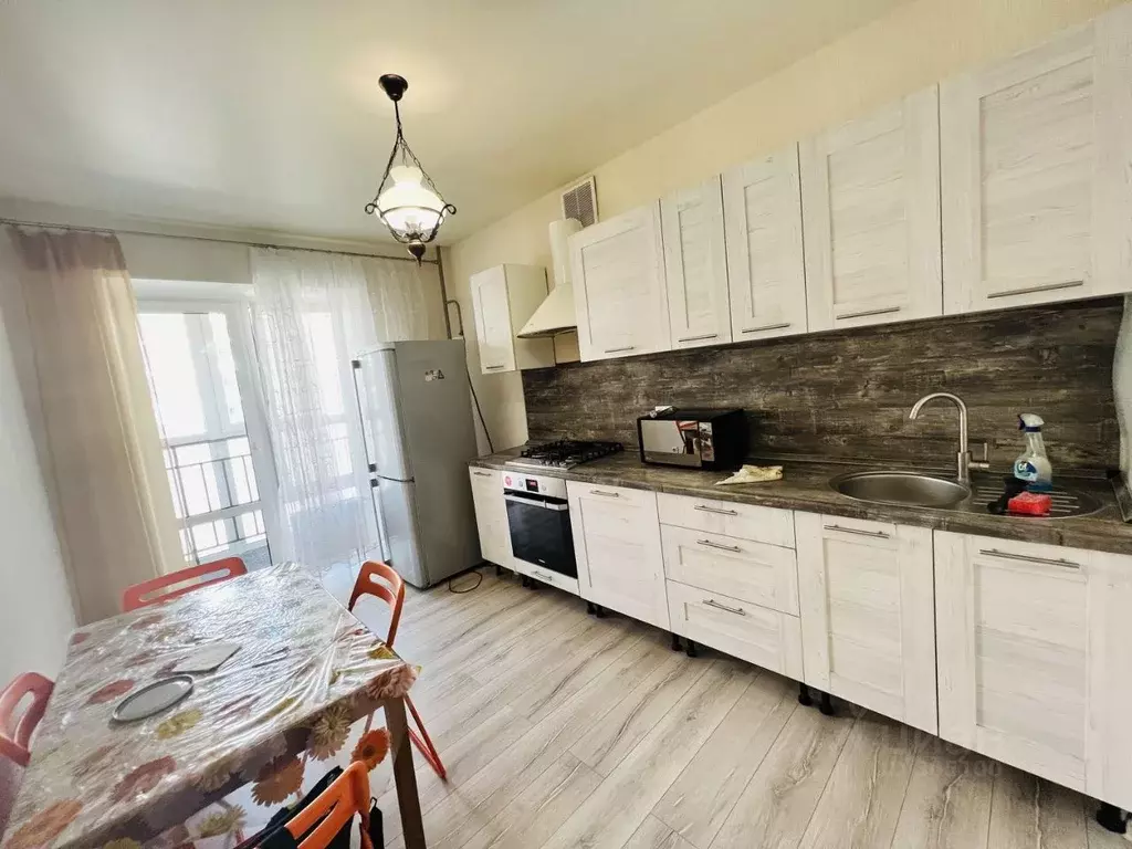 2-к кв. Татарстан, Казань ул. Николая Ершова, 62Вк1 (60.0 м) - Фото 1