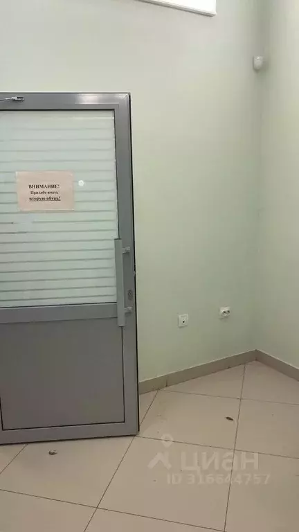 Помещение свободного назначения в Татарстан, Казань ул. Восстания, ... - Фото 0
