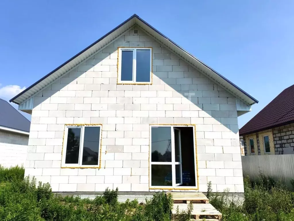 Дом в Алтайский край, Барнаул городской округ, пос. Центральный ул. ... - Фото 1