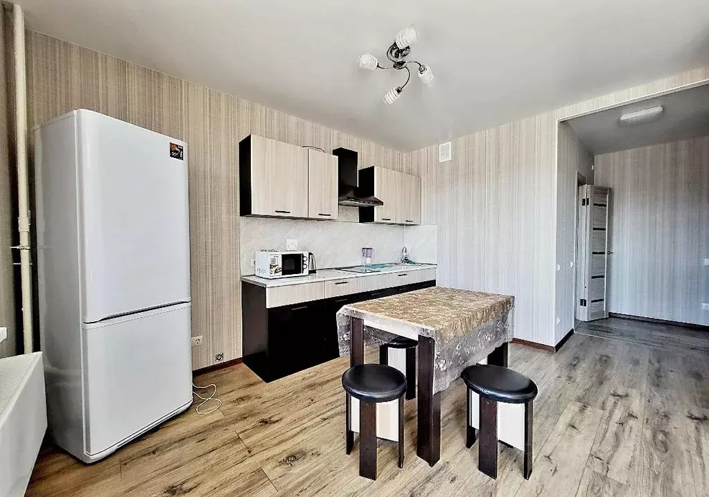 Студия Краснодарский край, Новороссийск просп. Ленина, 52 (40.0 м) - Фото 2