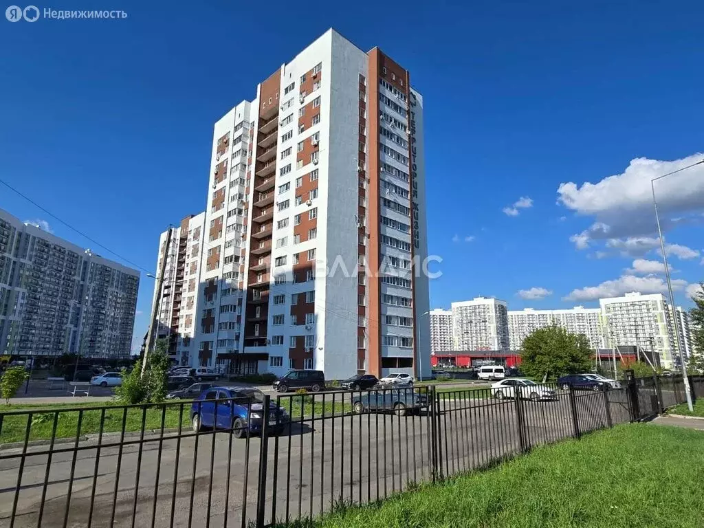 1-комнатная квартира: Пенза, улица Генерала Глазунова, 2 (38 м) - Фото 0
