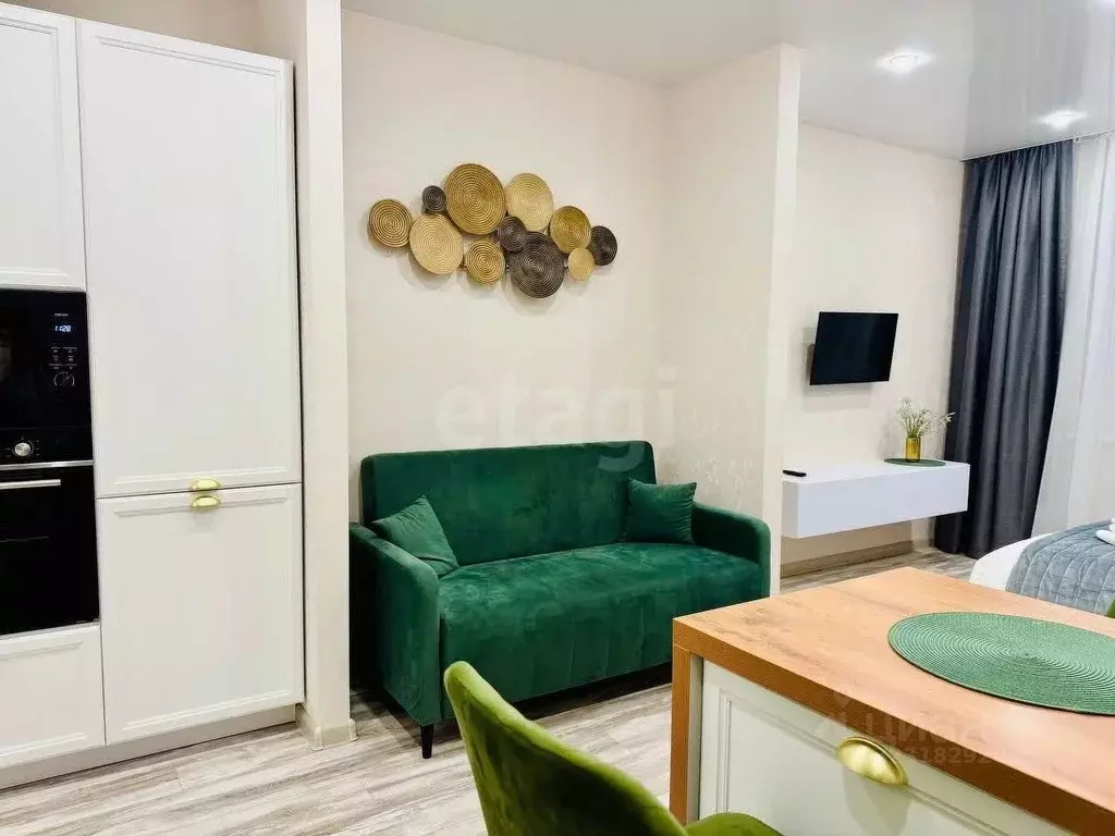 Студия Тюменская область, Тюмень ул. Республики, 204к11 (34.0 м) - Фото 1