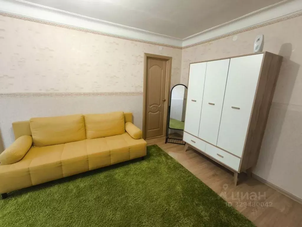 2-к кв. Псковская область, Псков ул. Свердлова, 50 (44.0 м) - Фото 2