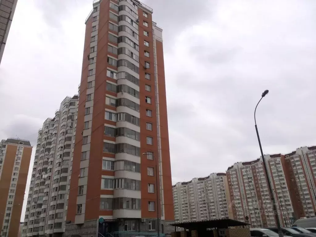 Помещение свободного назначения в Москва просп. Защитников Москвы, 9к1 ... - Фото 0
