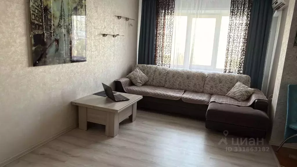 3-к кв. Алтайский край, Барнаул ул. Малахова, 33 (65.1 м) - Фото 0