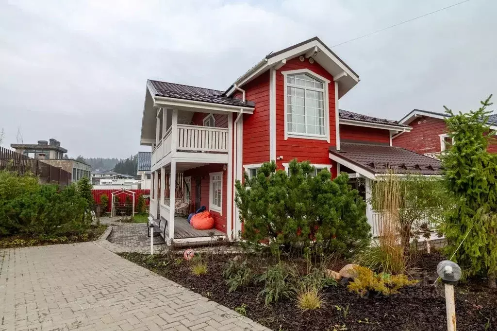 Дом в Ленинградская область, Всеволожский район, Бугровское городское ... - Фото 1