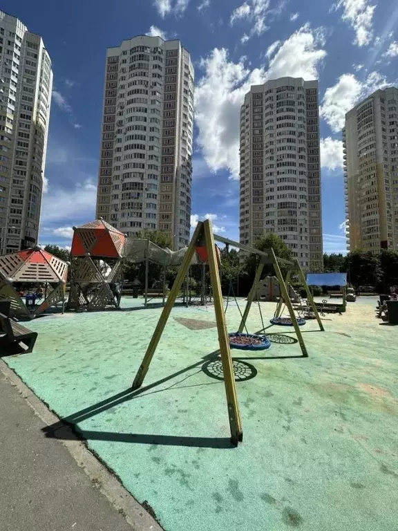 3-к кв. Москва Внуковское поселение, ул. Летчика Грицевца, 14А (70.0 ... - Фото 2