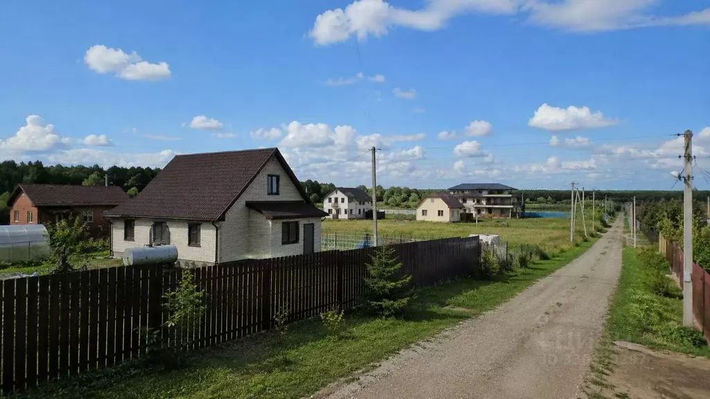 Участок в Ленинградская область, Тосненский район, Никольское ... - Фото 1