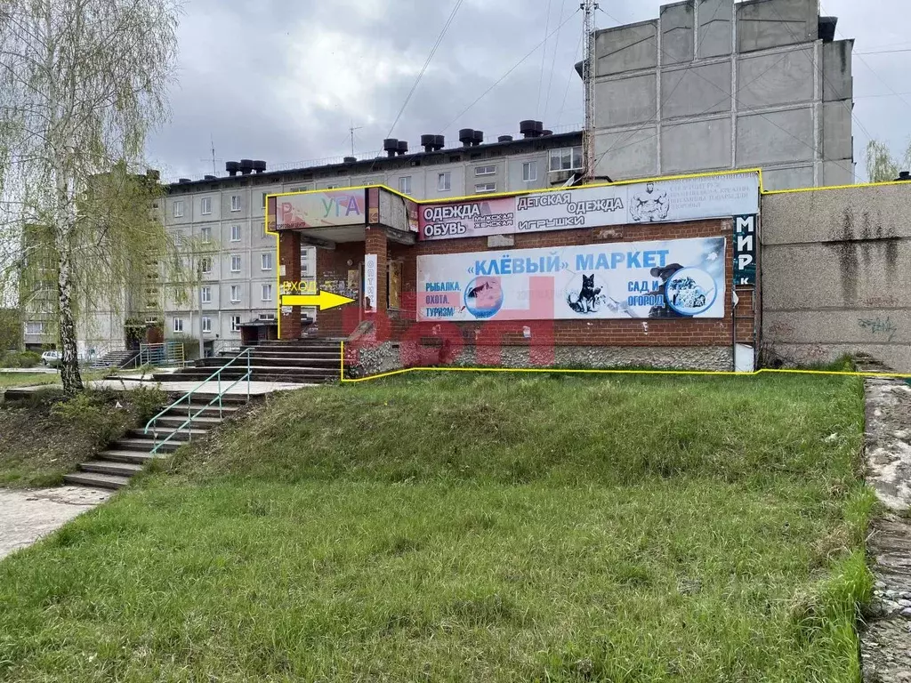 Торговая площадь в Свердловская область, Реж ул. Павлика Морозова, 16А ... - Фото 0
