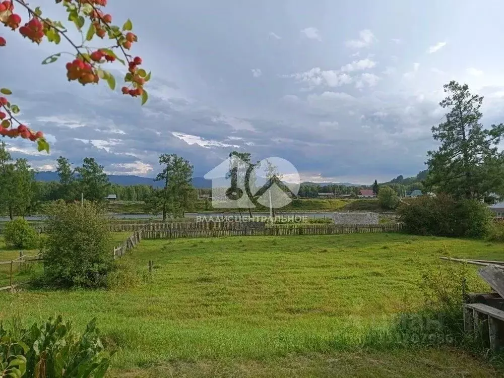 Дом в Алтай, Усть-Коксинский район, с. Усть-Кокса Набережная ул., 4 ... - Фото 1