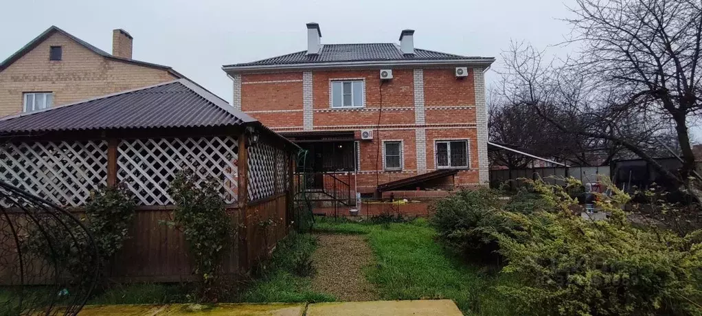 Дом в Краснодарский край, Ейск Абрикосовая ул. (350 м) - Фото 1