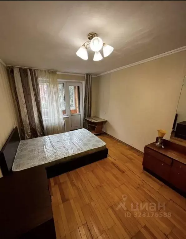 3-к кв. Краснодарский край, Краснодар Рашпилевская ул., 337 (65.0 м) - Фото 1