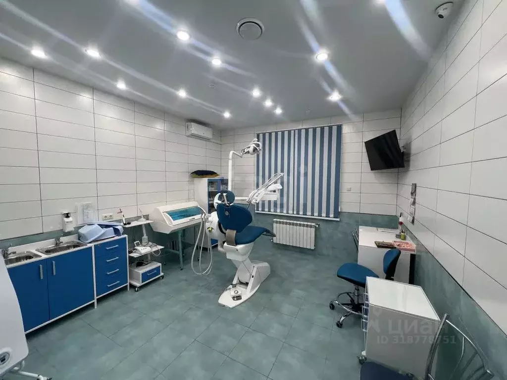 Помещение свободного назначения в Калужская область, Калуга бул. ... - Фото 1