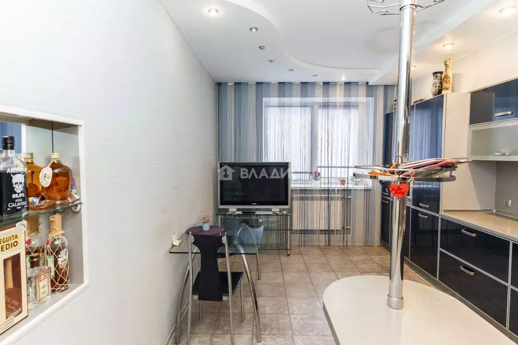 3-к кв. Владимирская область, Ковров ул. Чернышевского, 17 (107.0 м) - Фото 1