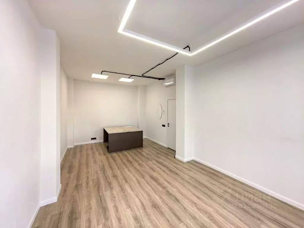 Офис в Свердловская область, Екатеринбург ул. Чкалова, 258 (35 м) - Фото 1