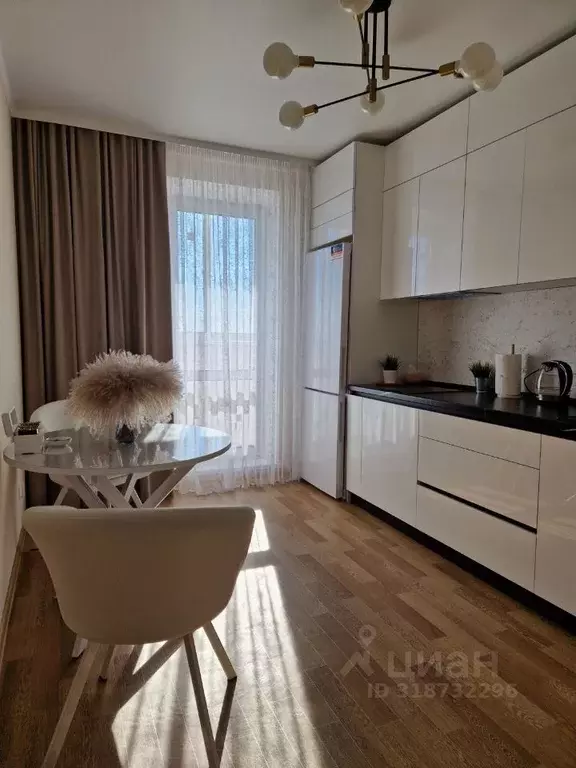 1-к кв. Татарстан, Альметьевск просп. Строителей, 80 (39.0 м) - Фото 0