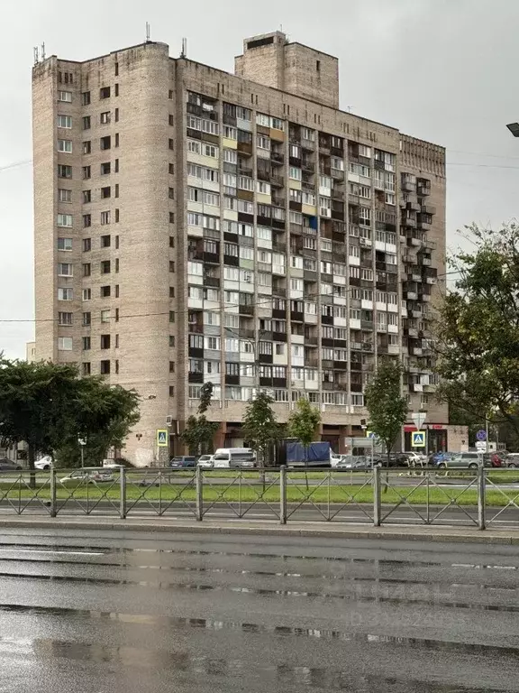 Комната Санкт-Петербург Загребский бул., 21 (13.0 м) - Фото 1