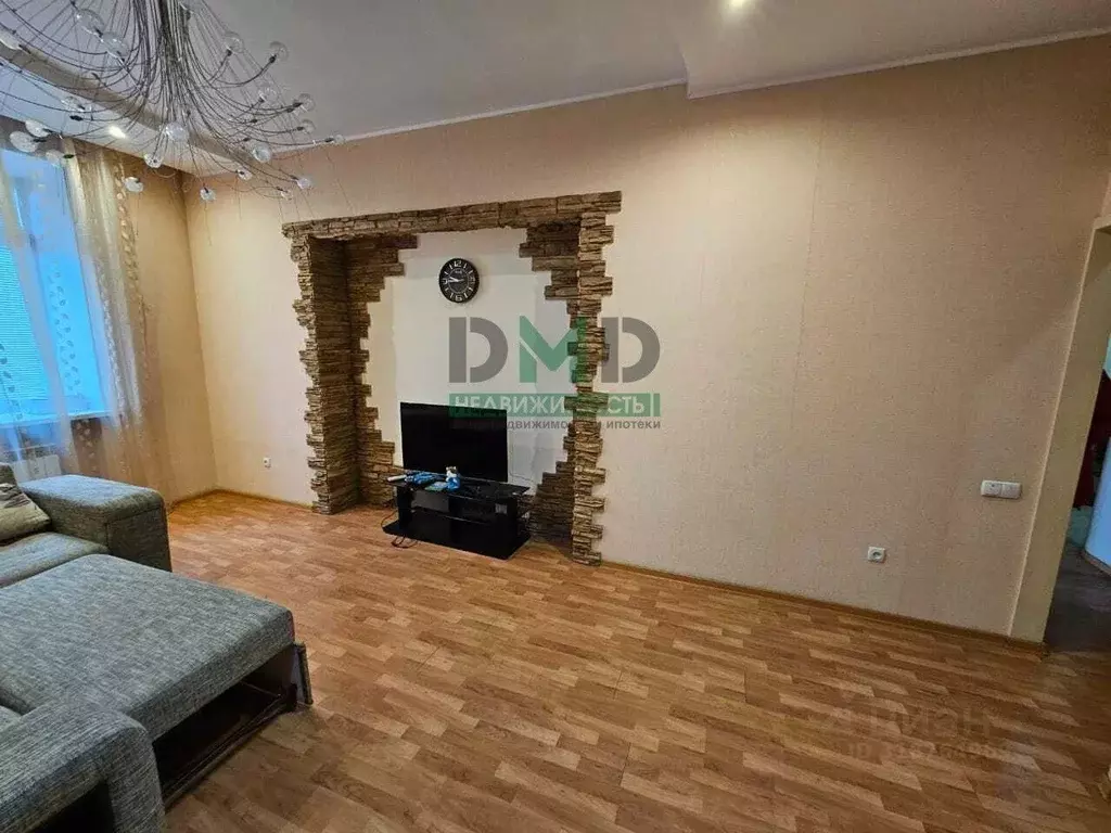 3-к кв. Оренбургская область, Орск Новый город мкр, просп. Ленина, 26 ... - Фото 1