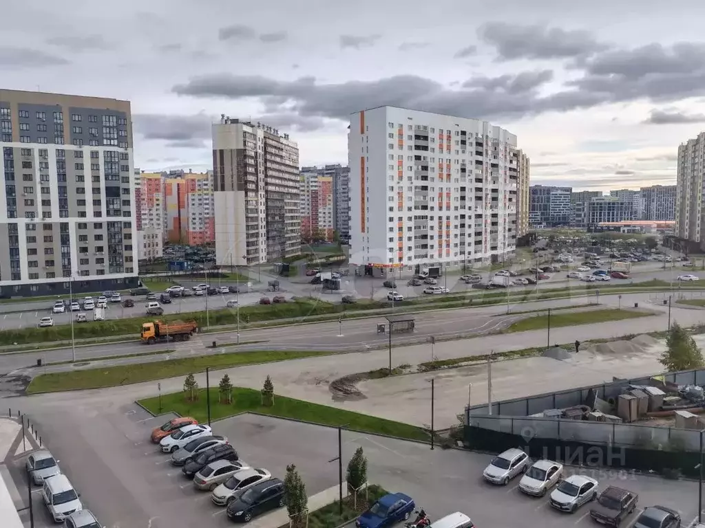 3-к кв. Тюменская область, Тюмень ул. Новоселов, 96 (51.28 м) - Фото 1