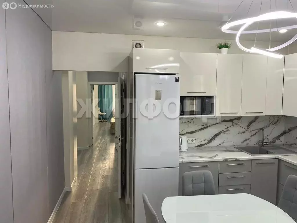 2-комнатная квартира: Абакан, улица Некрасова, 33 (51 м) - Фото 1