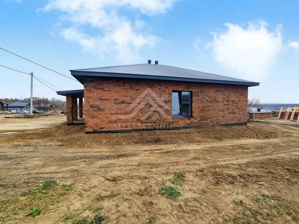 Дом в Татарстан, с. Пестрецы ул. Сафина, 9 (110 м) - Фото 2