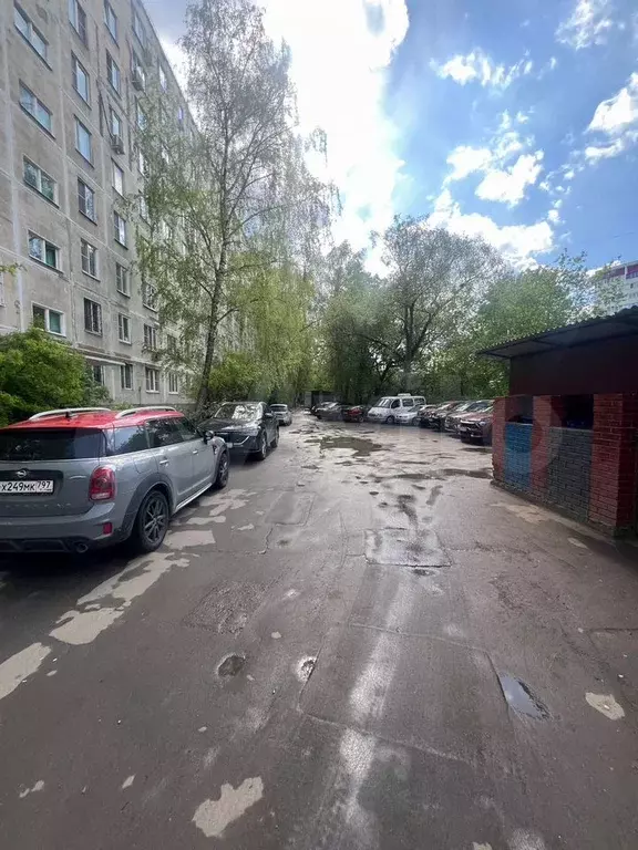Комната 10 м в 4-к., 1/9 эт. - Фото 0