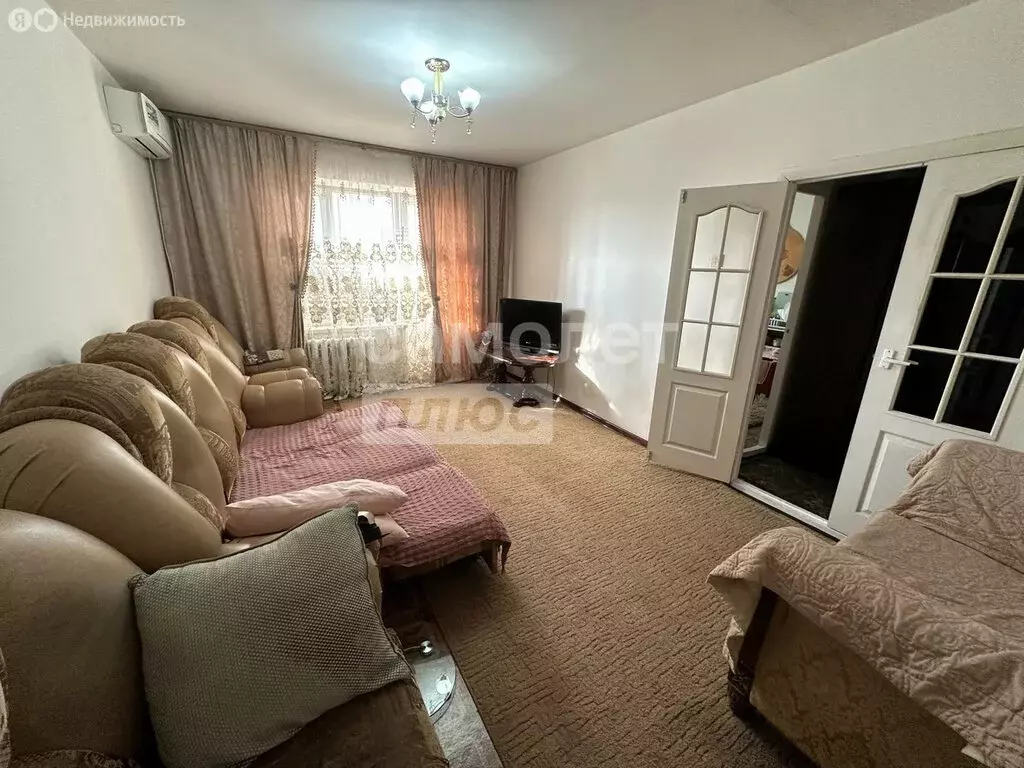 2-комнатная квартира: Грозный, улица А.А. Айдамирова, 70 (55 м) - Фото 1